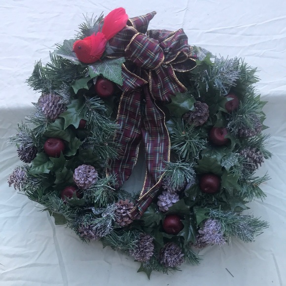 Red cardinal winter wreath never used vintage decor pine cones and apples - Picture 1 of 5